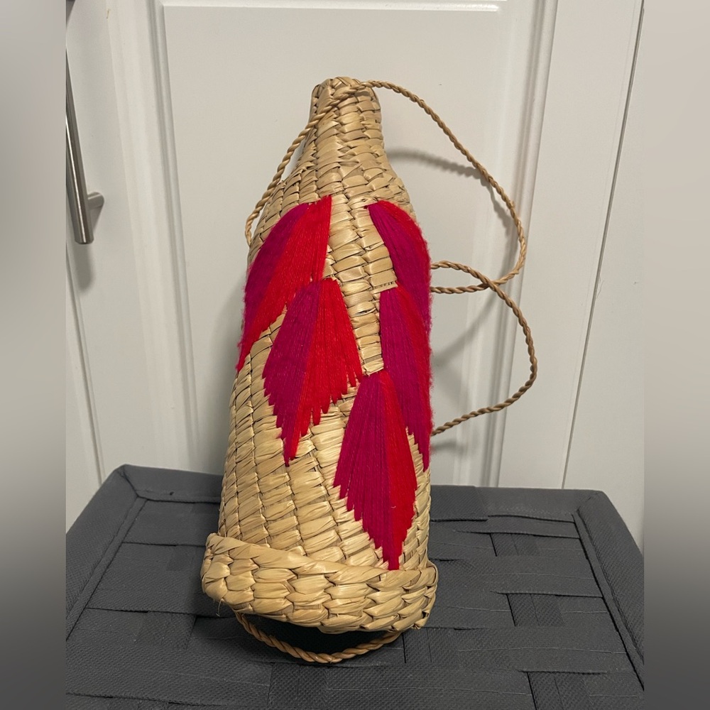 Vintage souvenir wine bottle holder as is